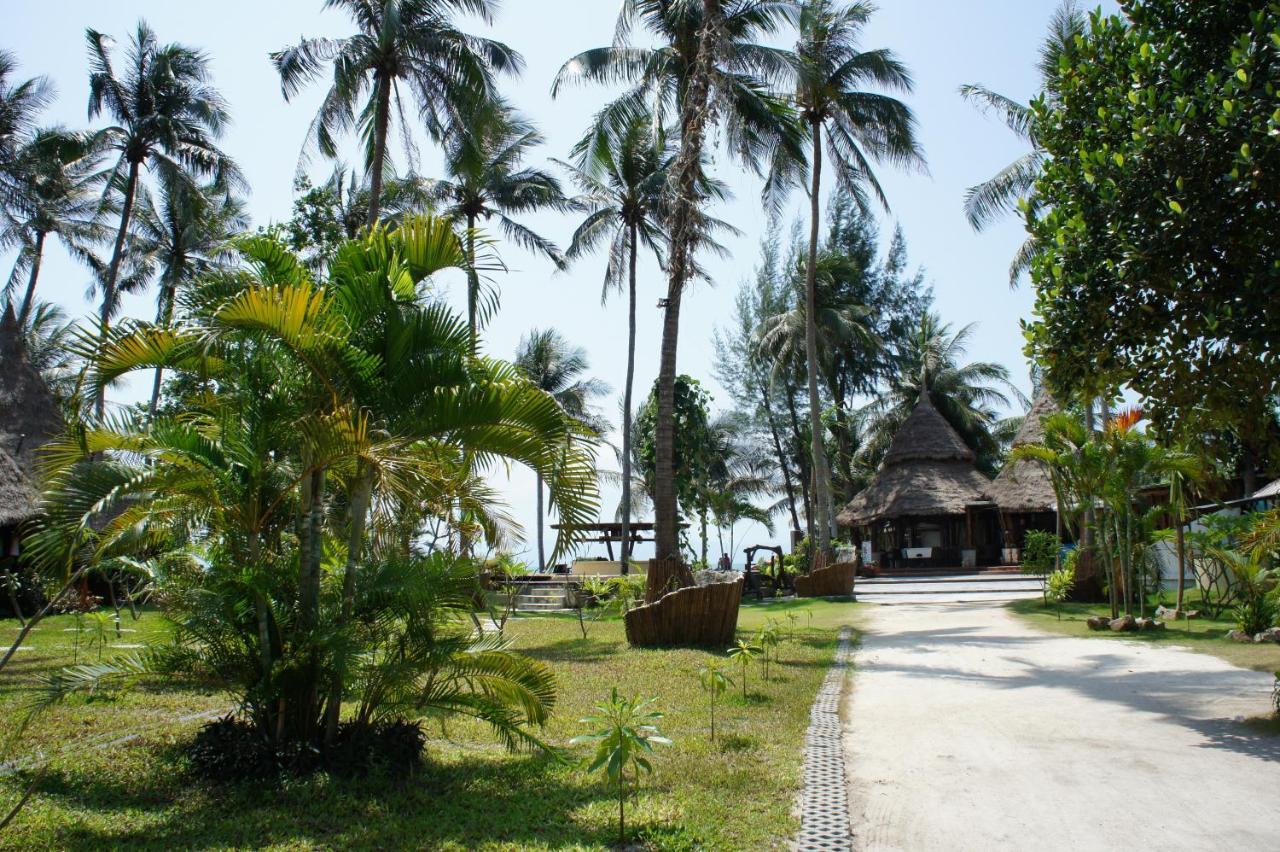 B52 Beach Resort Koh Phangan Exteriör bild