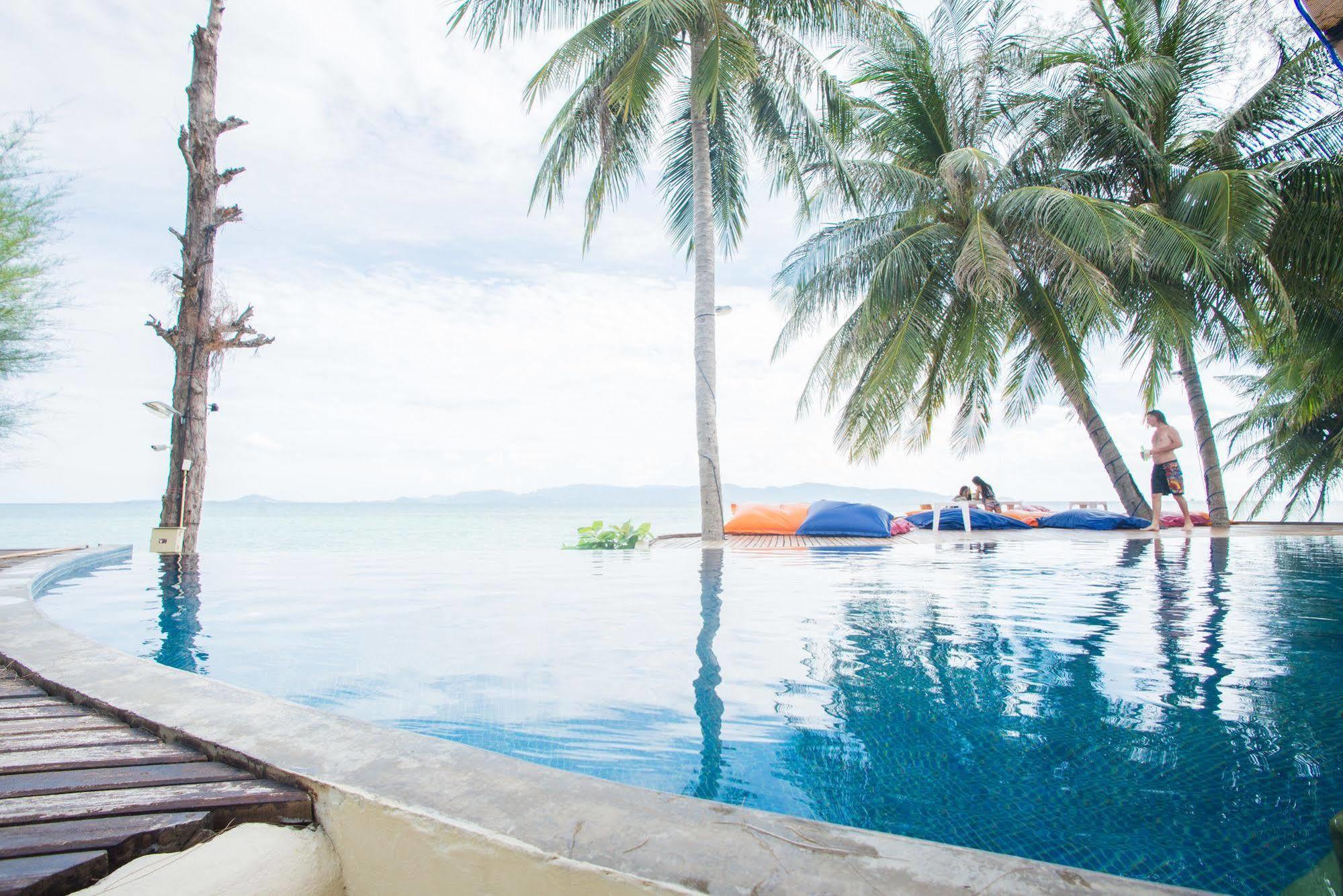 B52 Beach Resort Koh Phangan Exteriör bild